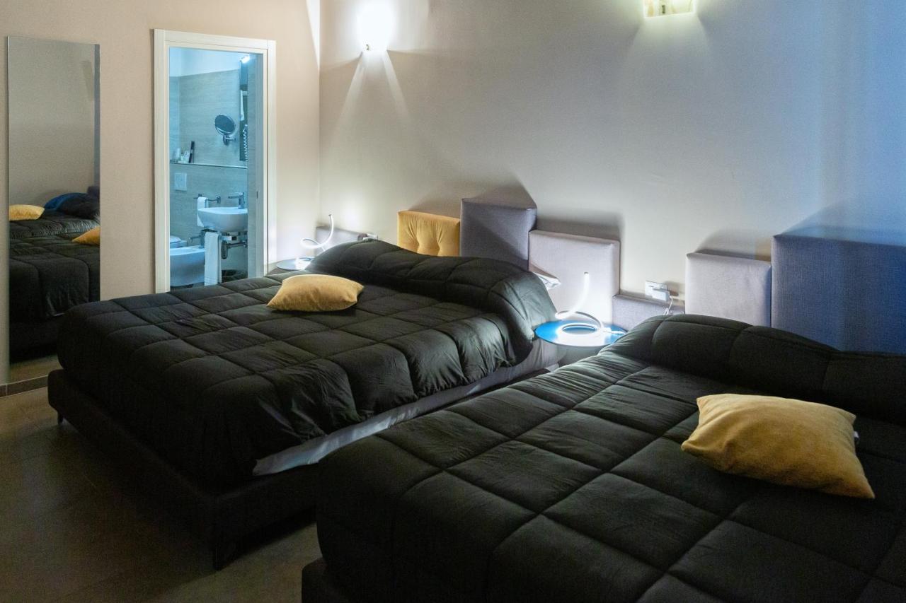 Hotel Eubea Реджо ди Калабрия Екстериор снимка